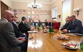 O inwestycji w strefie przemysłowej w Domiechowicach na spotkaniach w Ł&oacute;dzkim Urzędzie Wojew&oacute;dzkim i w Urzędzie Marszałkowskim w Łodzi 19