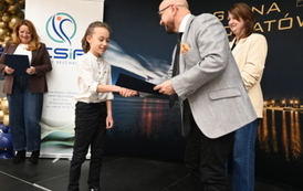 Wręczenie stypendi&oacute;w kulturalnych Gminy Bełchat&oacute;w za 2026 rok 25