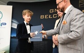 Wręczenie stypendi&oacute;w kulturalnych Gminy Bełchat&oacute;w za 2026 rok 27