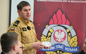Przekazanie czujek czadu i dymu w KP PSP w Bełchatowie 1