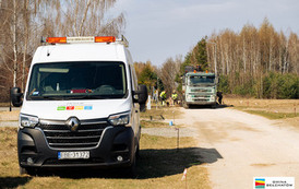 Ruszły prace przy budowie drogi betonowej w Janinie 1