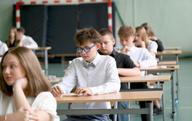Egzamin &oacute;smoklasist&oacute;w w szkołach prowadzonych przez Gminę Bełchat&oacute;w 54