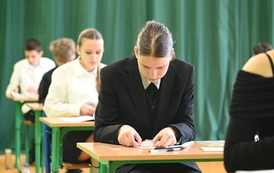 Egzamin &oacute;smoklasist&oacute;w w szkołach prowadzonych przez Gminę Bełchat&oacute;w 78