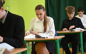 Egzamin &oacute;smoklasist&oacute;w w szkołach prowadzonych przez Gminę Bełchat&oacute;w 82