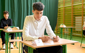 Egzamin &oacute;smoklasist&oacute;w w szkołach prowadzonych przez Gminę Bełchat&oacute;w 99