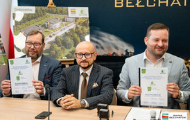 Podpisanie umowy na budowę blok&oacute;w SIM w Dobrzelowie 9