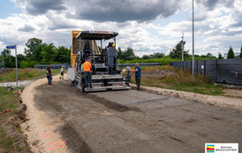 Budowa drogi betonowej w Kałdunach na ostatniej prostej 6