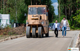 Budowa drogi betonowej w Kałdunach na ostatniej prostej 18
