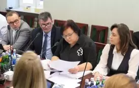 XI Sesja Rady Gminy Bełchat&oacute;w (budżetowa) 10