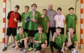 Mistrzostwa Gminy Bełchat&oacute;w w Piłce Halowej Chłopc&oacute;w do lat 15  3