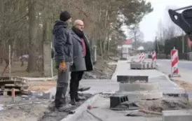 Trwa budowa chodnika w Księżym Młynie 2