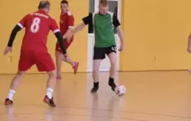 Mistrzostwa Gminy Bełchat&oacute;w w halowej piłce nożnej drużyn 5-osobowych 48