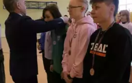 Mistrzostwa LZS Wojew&oacute;dztwa Ł&oacute;dzkiego w Halowej Piłce Nożnej Seniorek w Łękawie 16