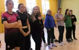 Mistrzostwa LZS Wojew&oacute;dztwa Ł&oacute;dzkiego w Halowej Piłce Nożnej Seniorek w Łękawie 23