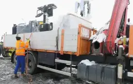 Agregatory, najaśnice i zbiornik paliwa dotarły do Gminy Bełchat&oacute;w 8